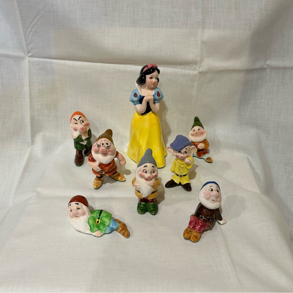 Vintage Disney Snow White and Dwarfs Figurine Collection